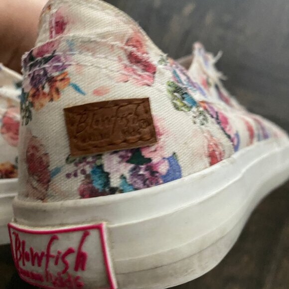 Blowfish Malibu Kids - size 2 slide-on canvas sneakers - Picture 5 of 11